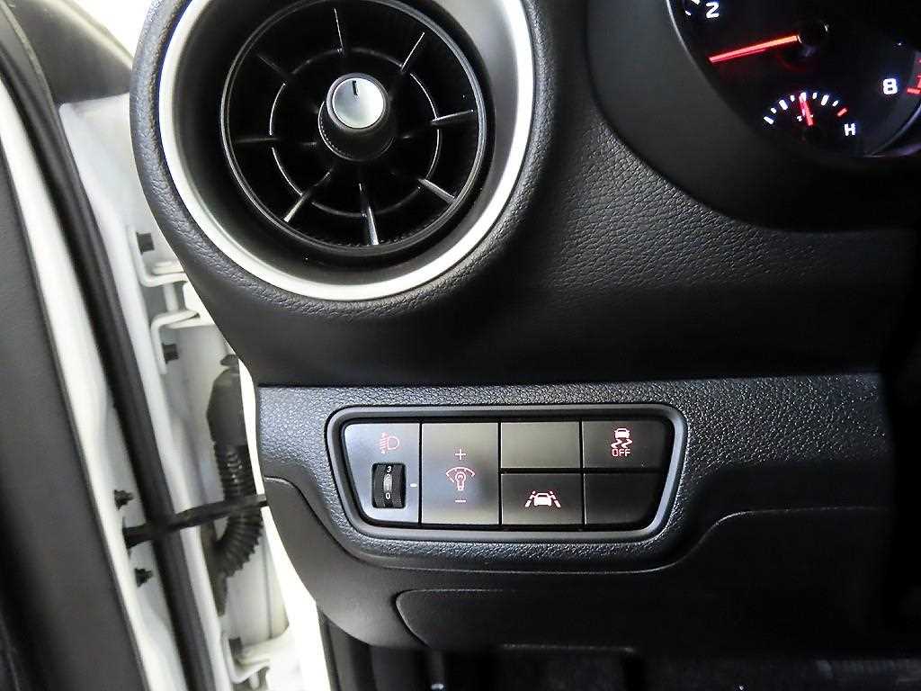 KIA K3 2020 Blanco - Importación desde Corea - HF Imports Iquique - Foto 14