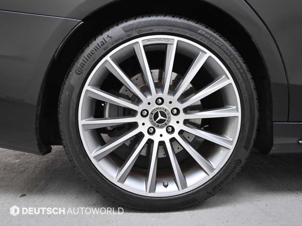 Mercedes Benz S Class - Vista 5