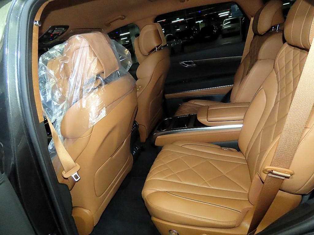 Genesis GV80 - Vista 7