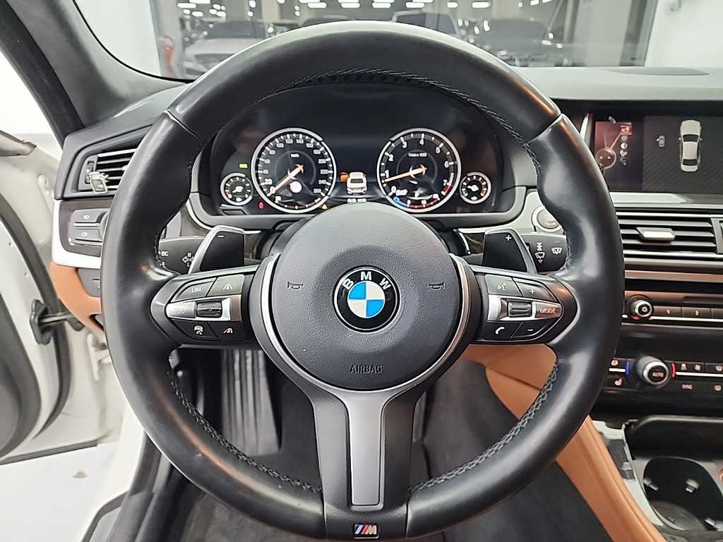 BMW 5 Series - Vista 8