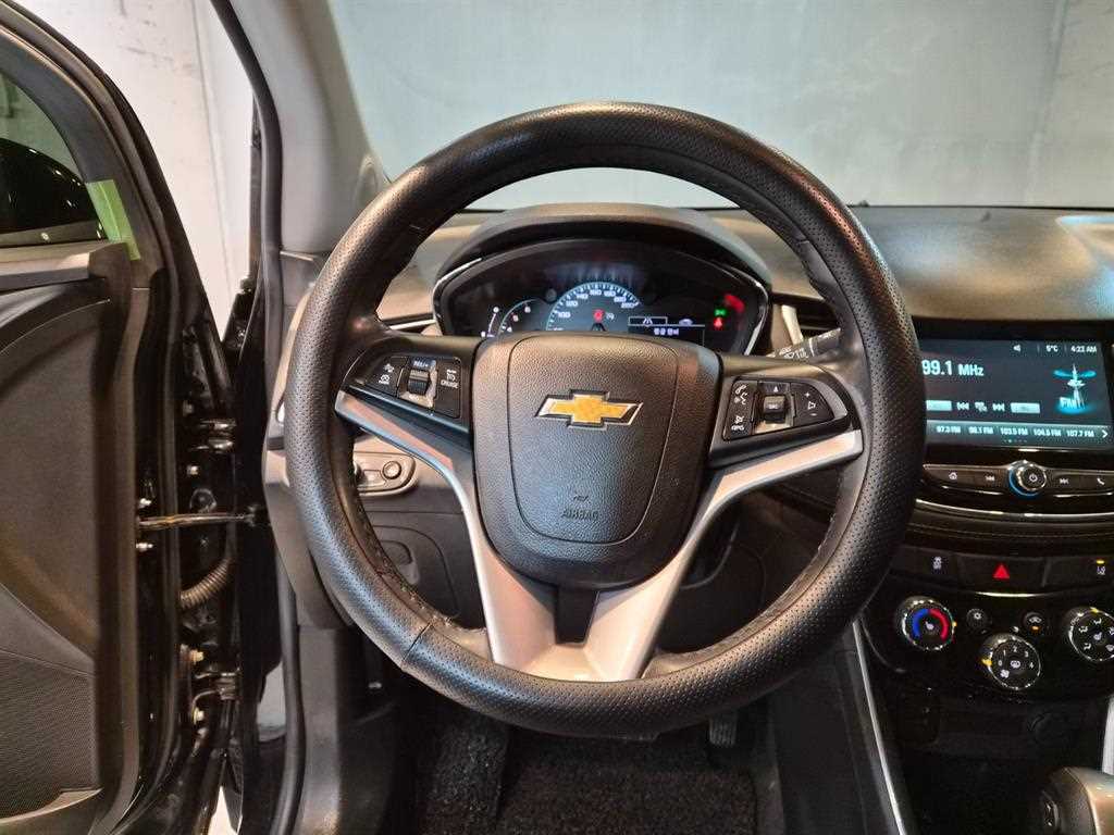 Chevrolet Trax - Vista 9