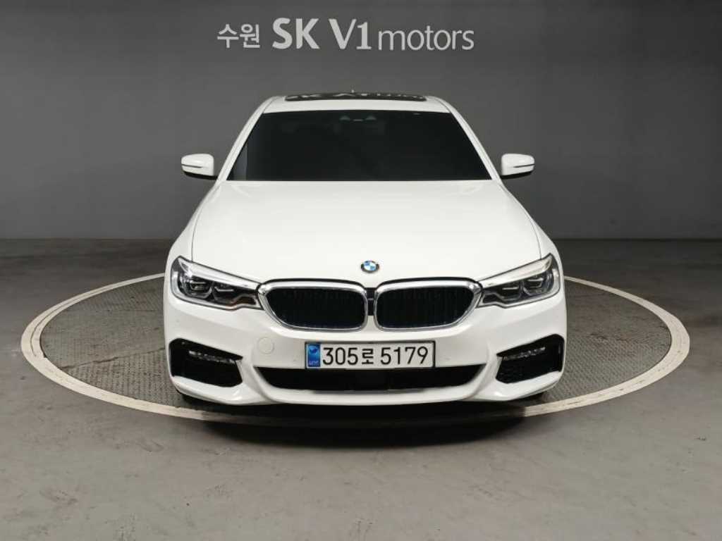 BMW 5 Series 2018 Blanco - Importación desde Corea - HF Imports Iquique - Foto 1