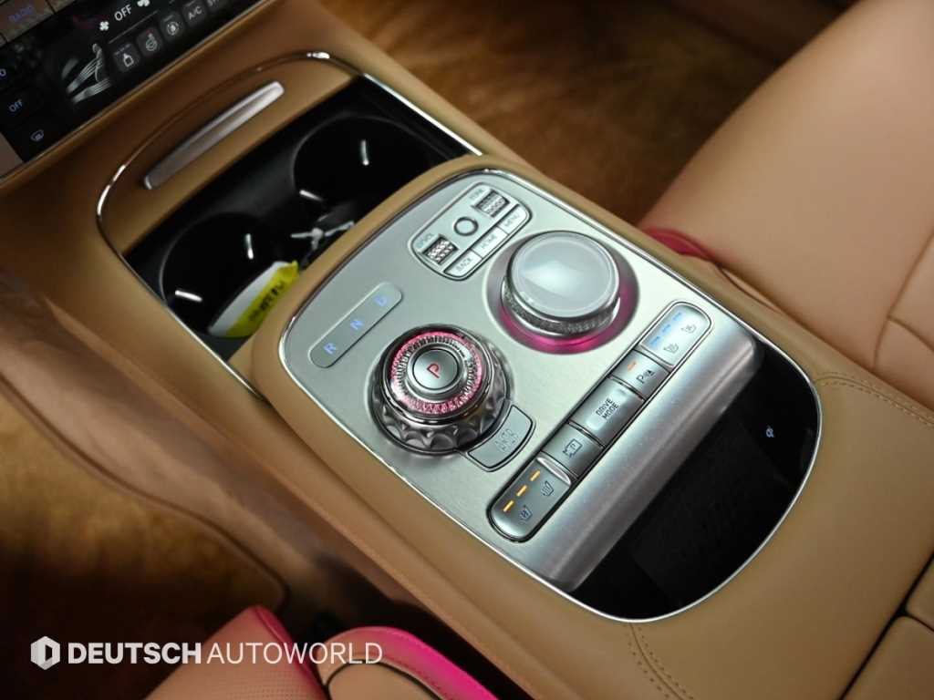 Genesis G90 - Vista 9