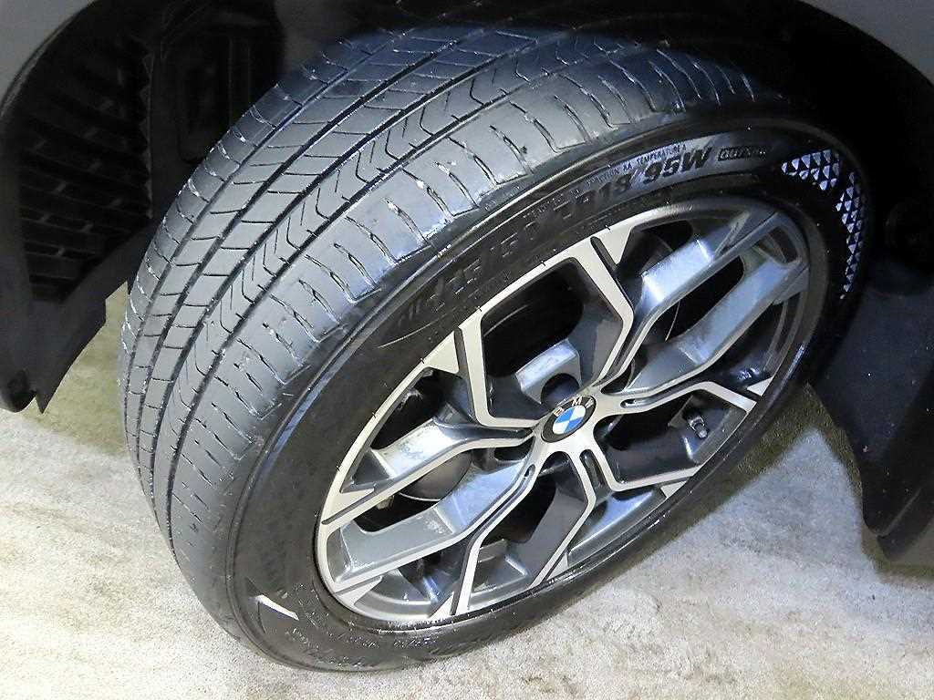 BMW X1 2021 the color of pearl - Importación desde Corea - HF Imports Iquique - Foto 20