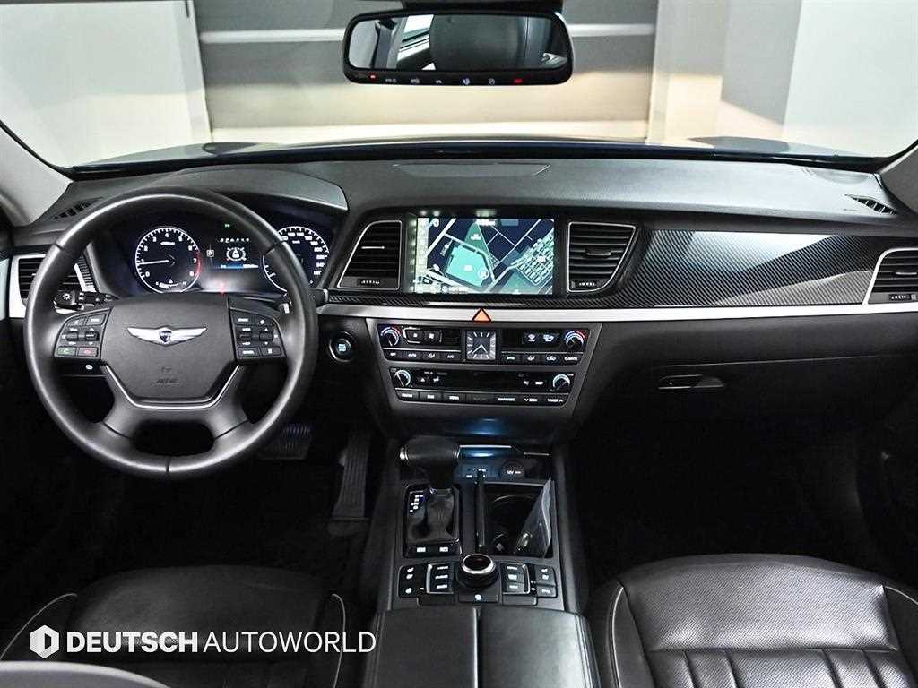 HYUNDAI Genesis - Vista 6