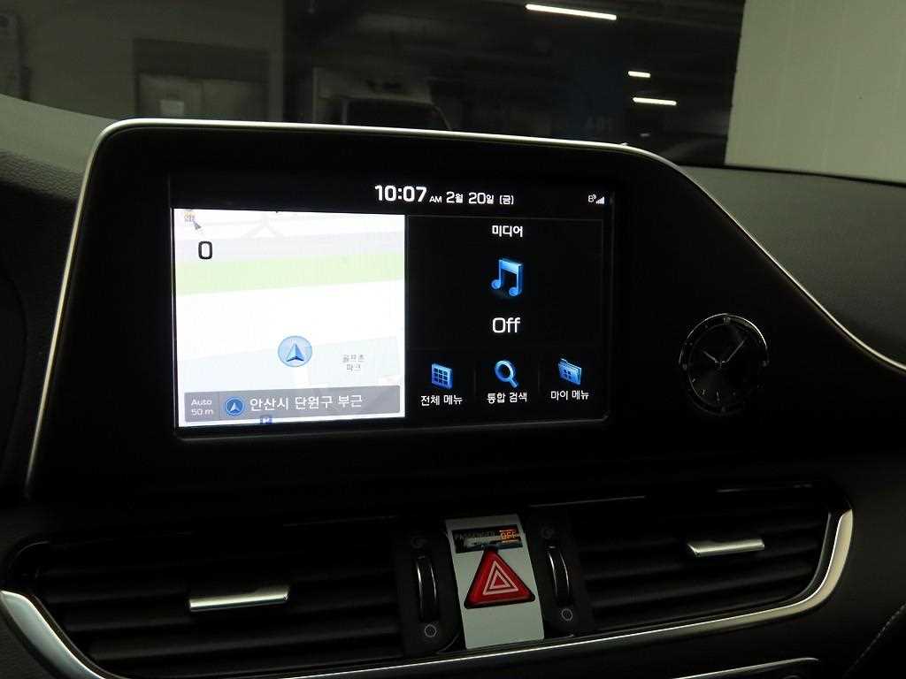 HYUNDAI Grandeur - Vista 9