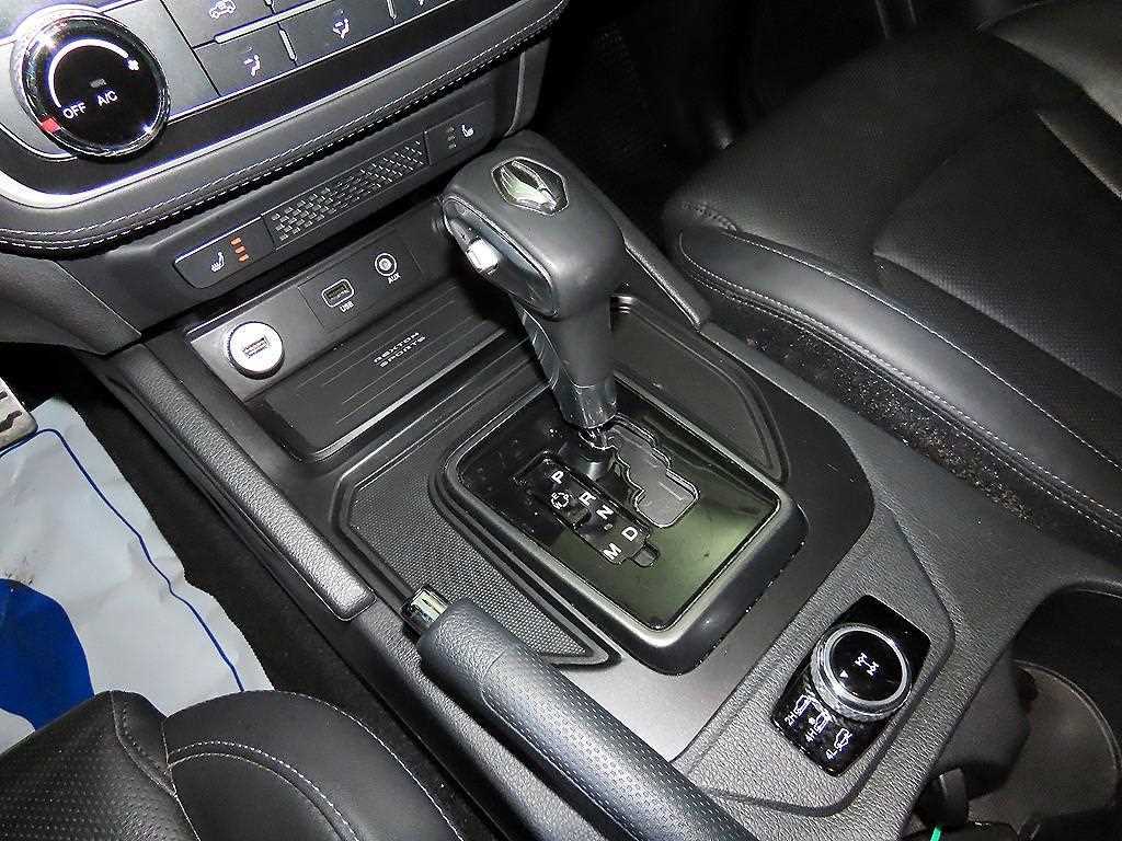 Ssangyong Rexton - Vista 12