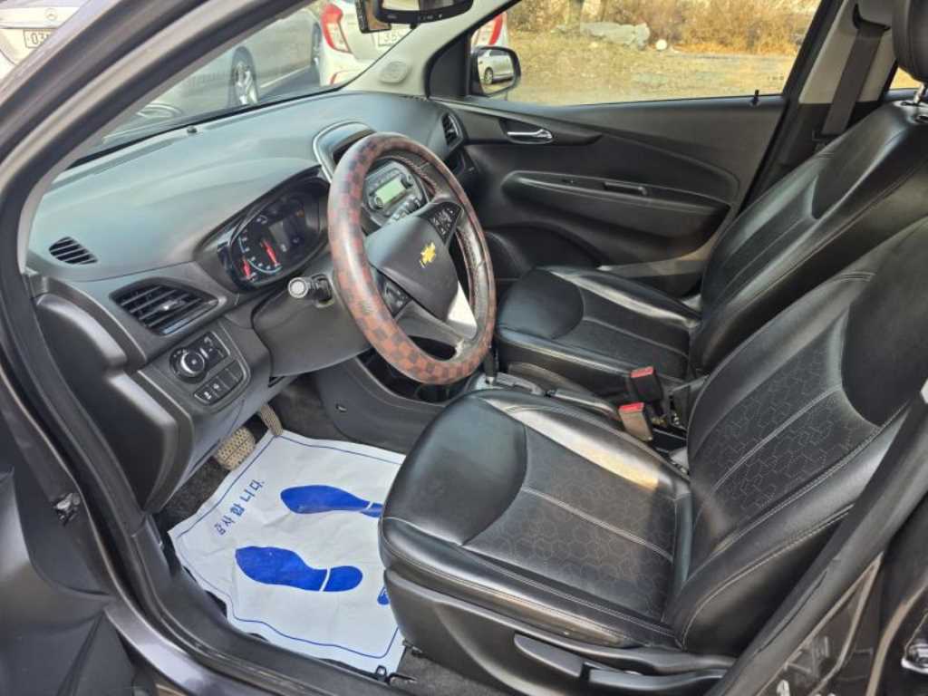 Chevrolet Spark - Vista 11