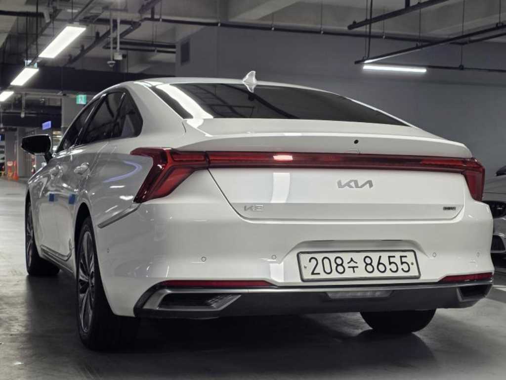 KIA K8 - Vista 5