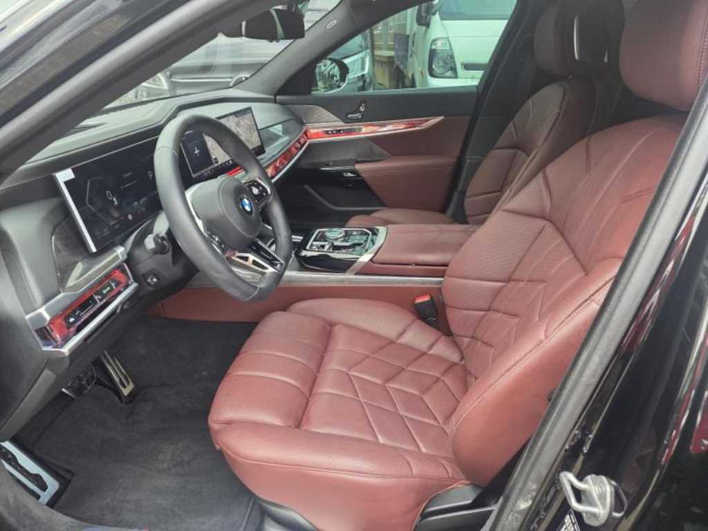 BMW 7 Series 2024 Negro - Importación desde Corea - HF Imports Iquique - Foto 14