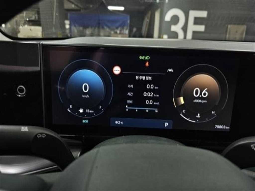 HYUNDAI Grandeur - Vista 6