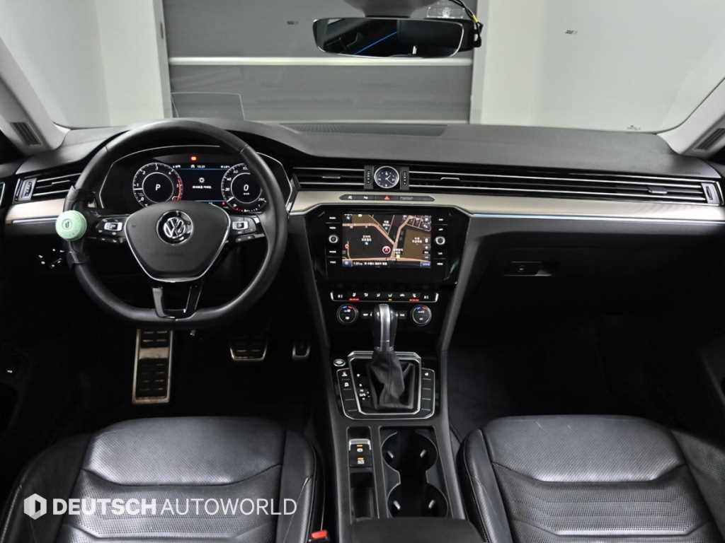 Volkswagen Arteon - Vista 7