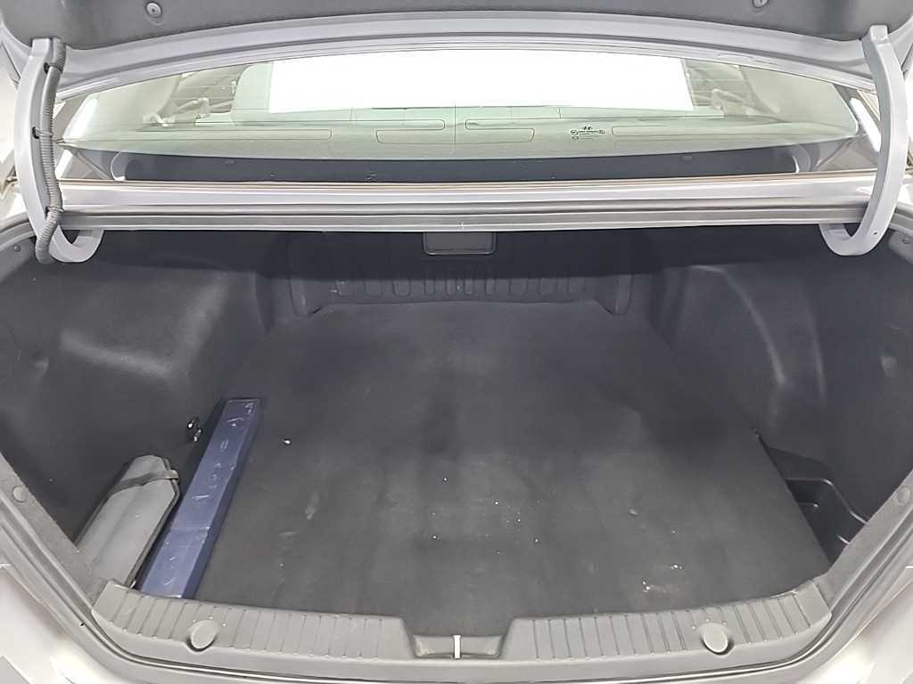 HYUNDAI Sonata 2011 Gris - Importación desde Corea - HF Imports Iquique - Foto 18