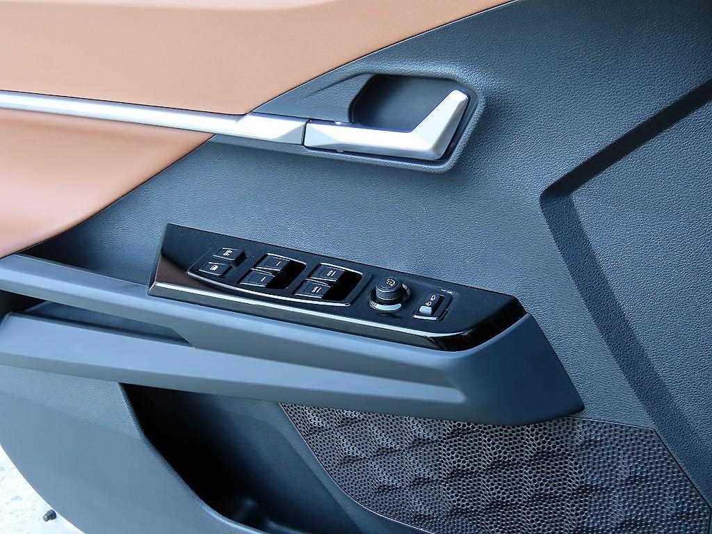 Ssangyong Torres - Vista 11