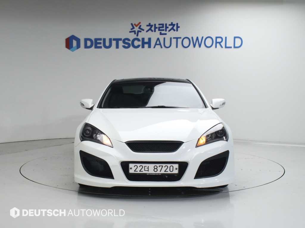 HYUNDAI Genesis - Vista 3