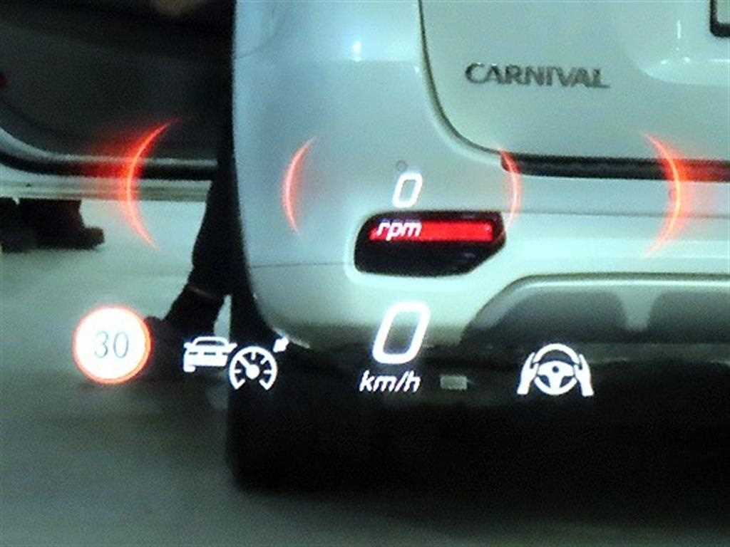 Mercedes Benz C Class 2023 Negro - Importación desde Corea - HF Imports Iquique - Foto 16