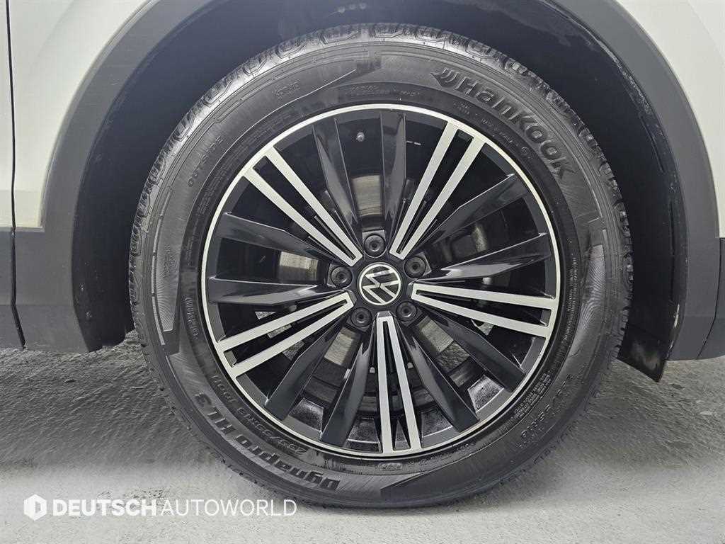 Volkswagen Tiguan - Vista 5