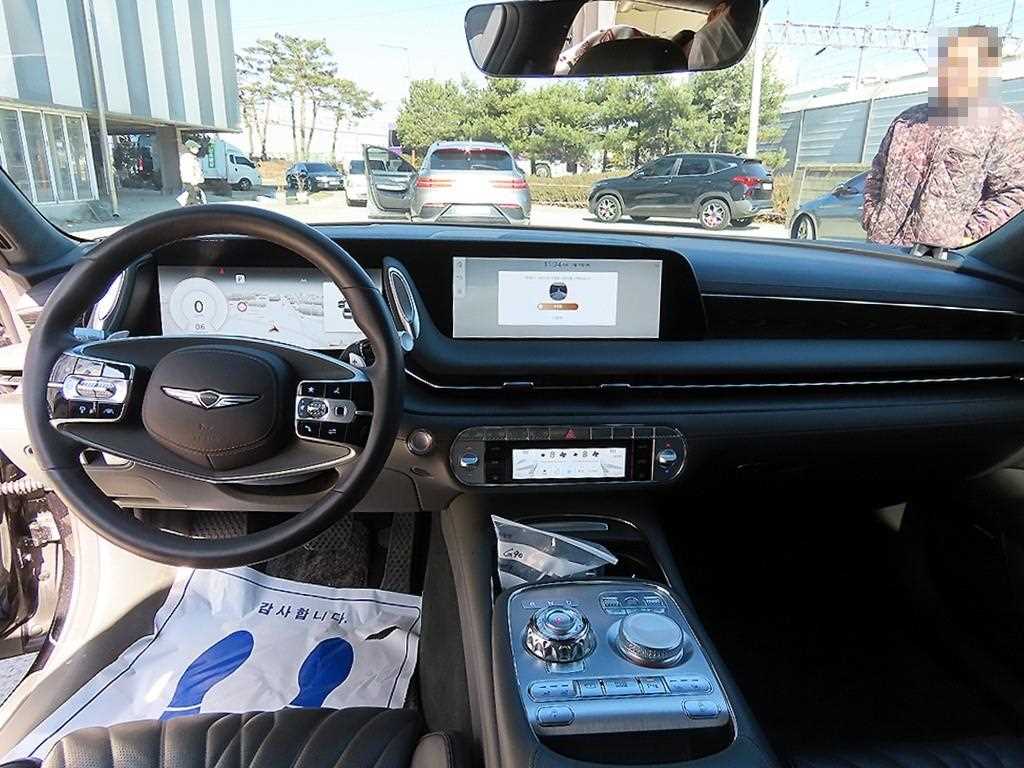 Genesis G90 - Vista 7