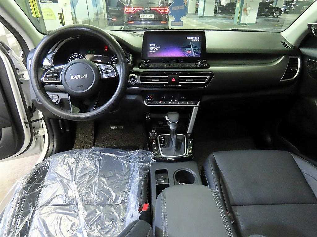 KIA Seltos - Vista 10