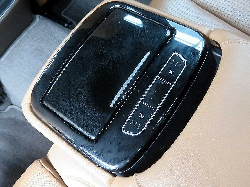 Genesis G80 - Vista 6