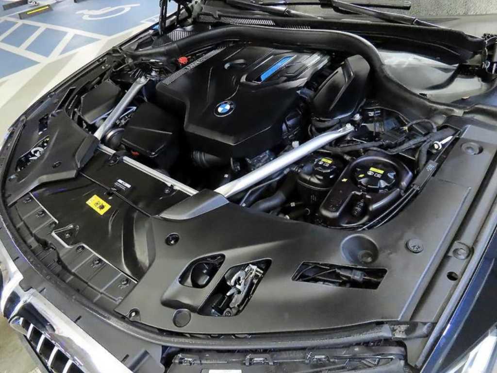 BMW 5 Series 2022 Negro - Importación desde Corea - HF Imports Iquique - Foto 19