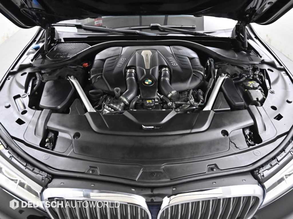 BMW 7 Series - Vista 6