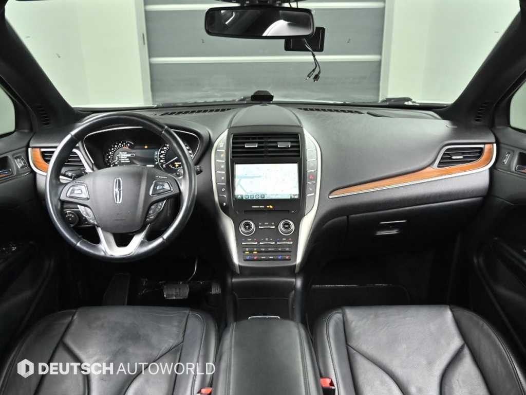 Lincoln MKC - Vista 7