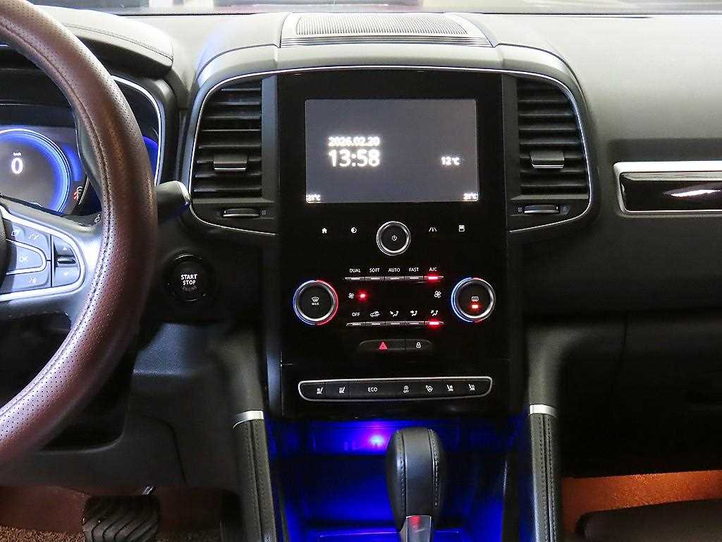 SAMSUNG QM6 - Vista 11