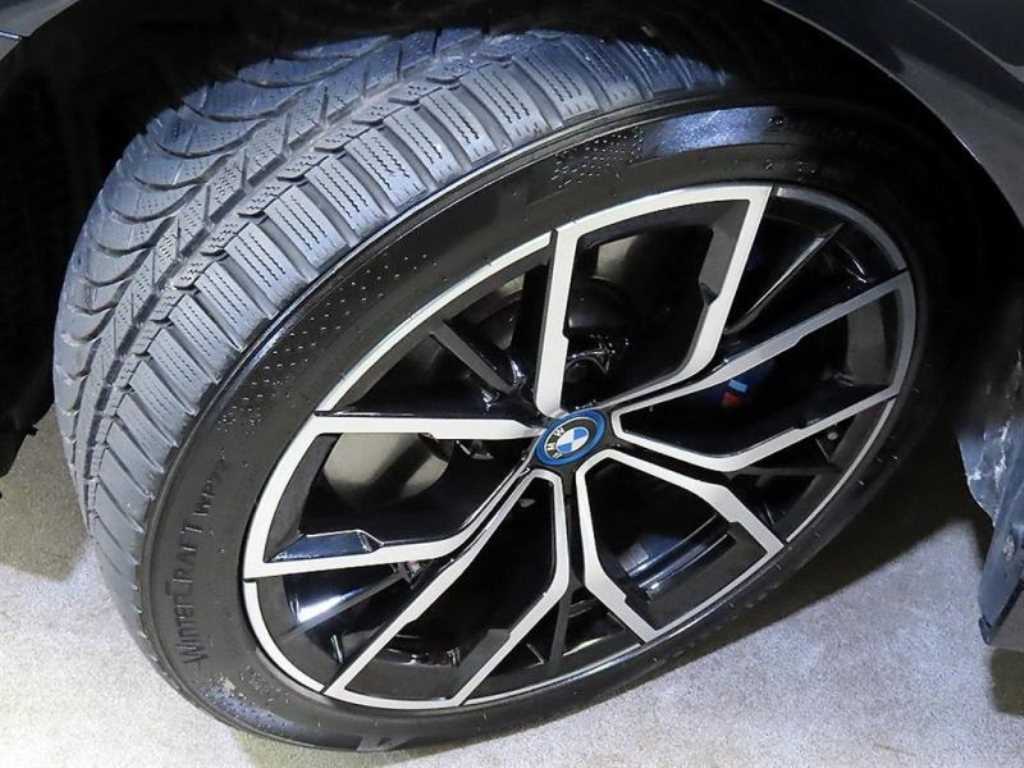 BMW 5 Series 2022 Negro - Importación desde Corea - HF Imports Iquique - Foto 20