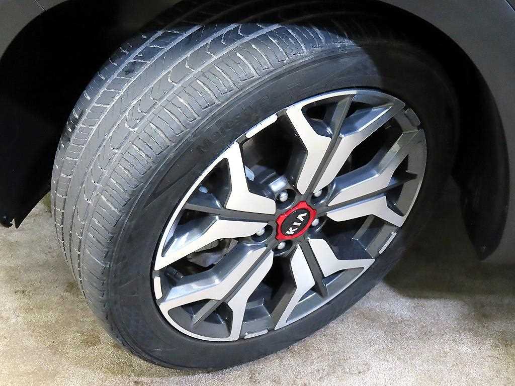 KIA Seltos 2022 Negro - Importación desde Corea - HF Imports Iquique - Foto 20