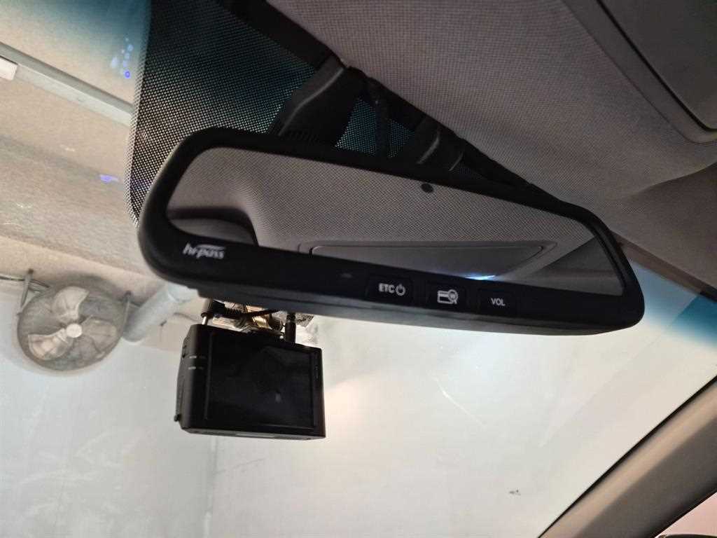 HYUNDAI Avante 2017 Blanco - Importación desde Corea - HF Imports Iquique - Foto 17