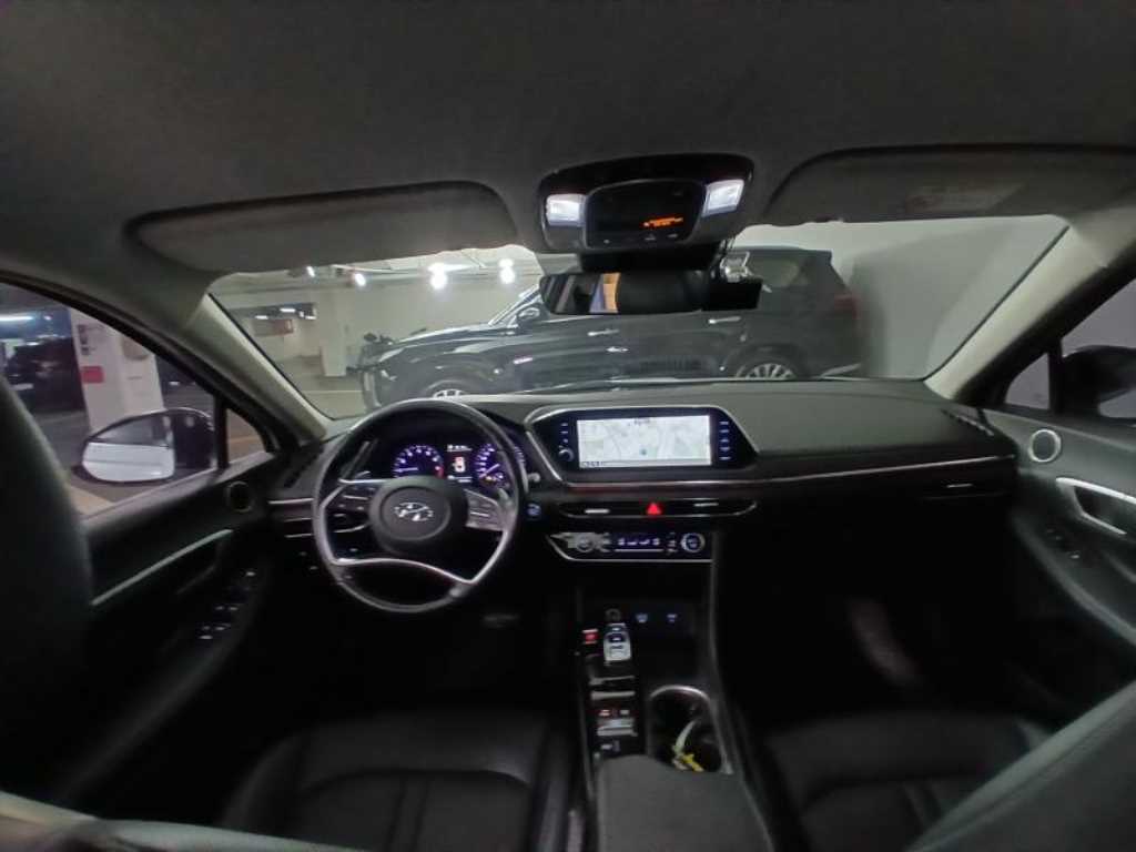 HYUNDAI Sonata - Vista 6