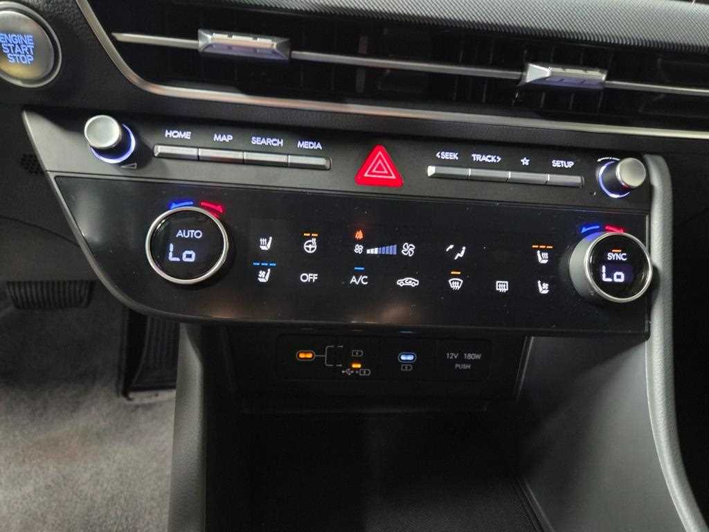 HYUNDAI Sonata - Vista 12