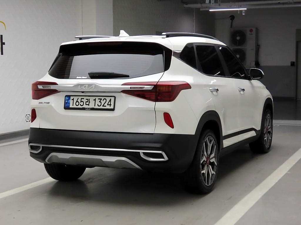 KIA Seltos - Vista 4