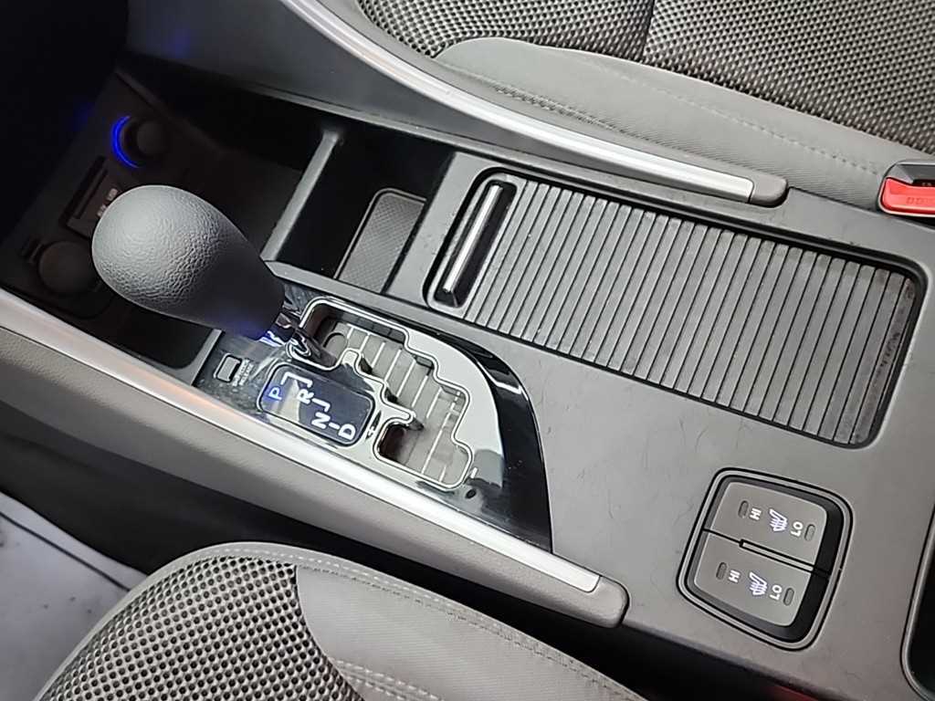 HYUNDAI Sonata - Vista 8