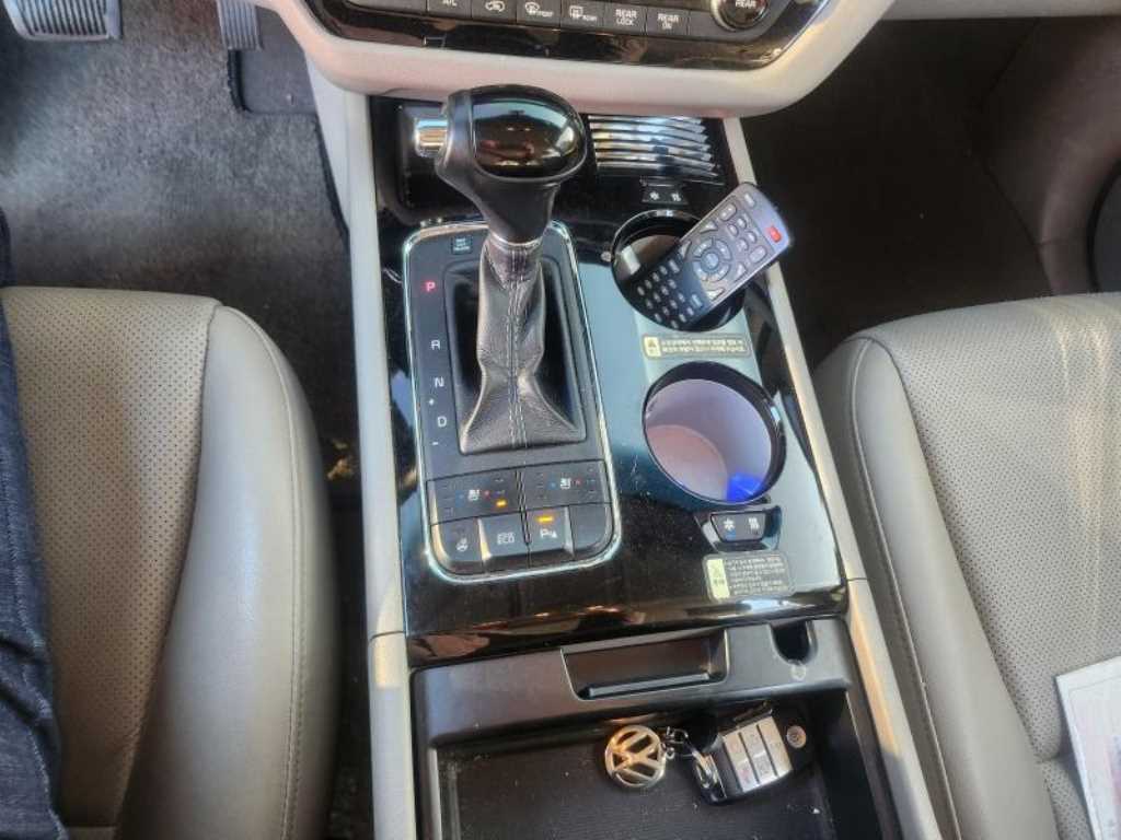 KIA Carnival 2016 Blanco - Importación desde Corea - HF Imports Iquique - Foto 16