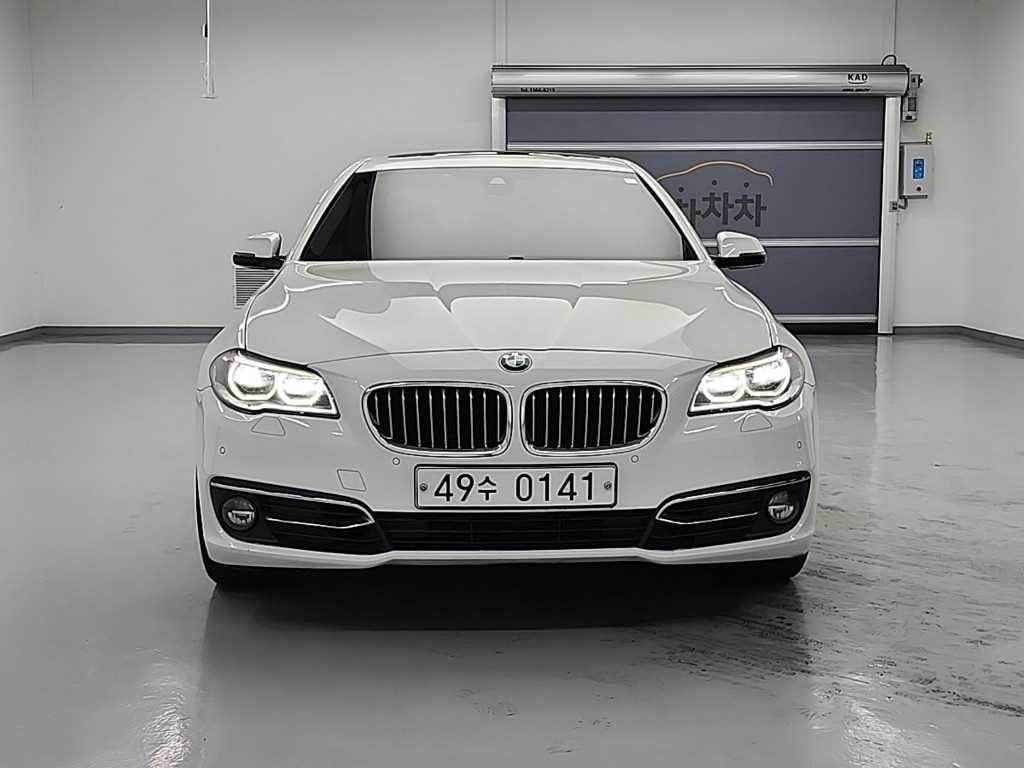 BMW 5 Series - Vista 2