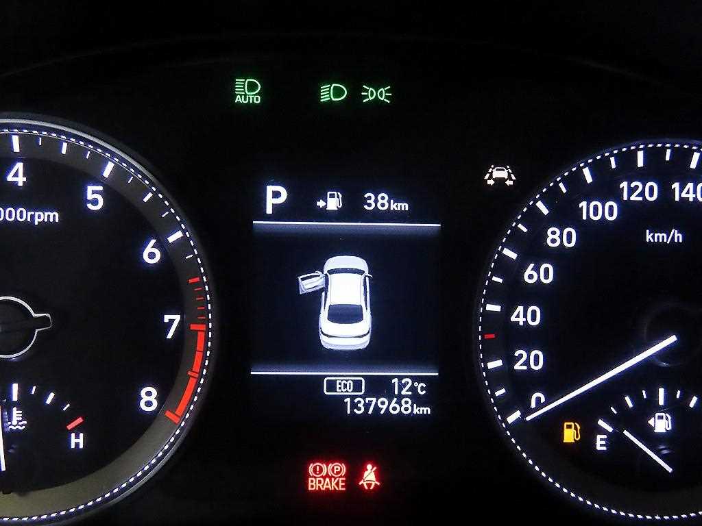 HYUNDAI Grandeur - Vista 9