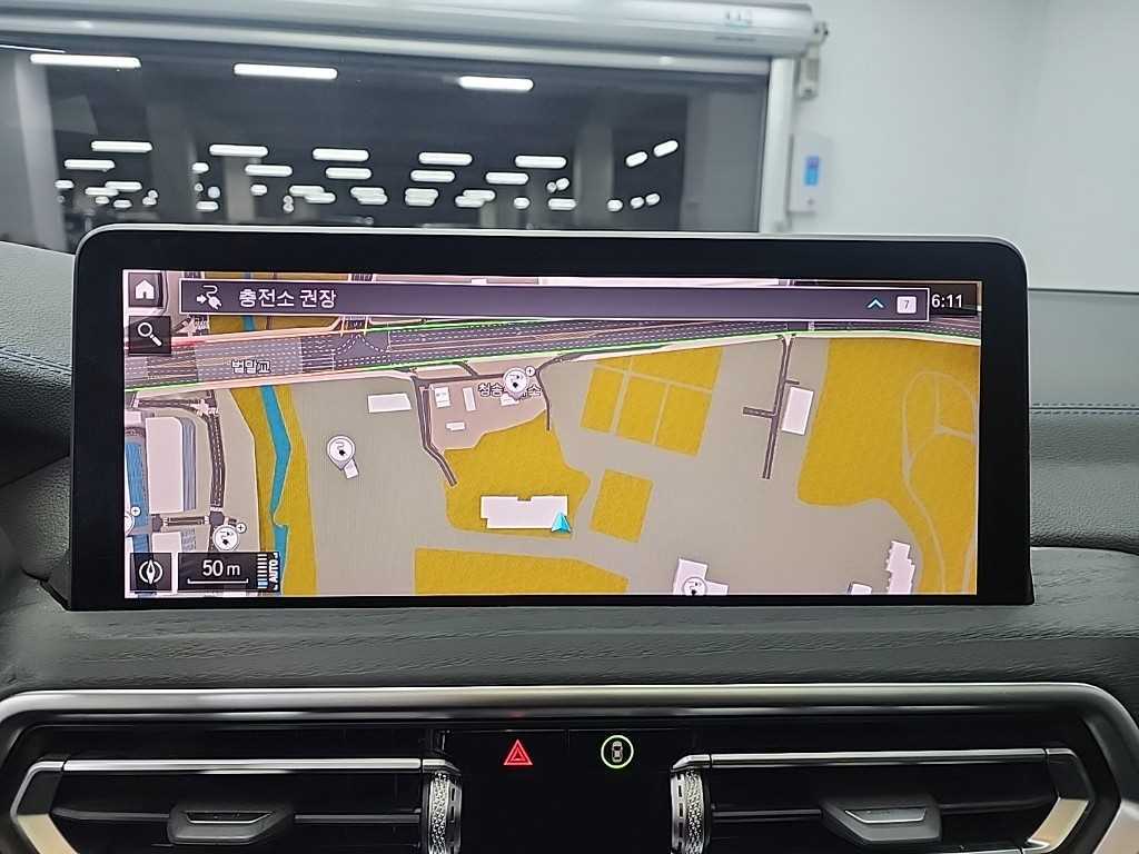 BMW iX3 2024 Plateado - Importación desde Corea - HF Imports Iquique - Foto 15