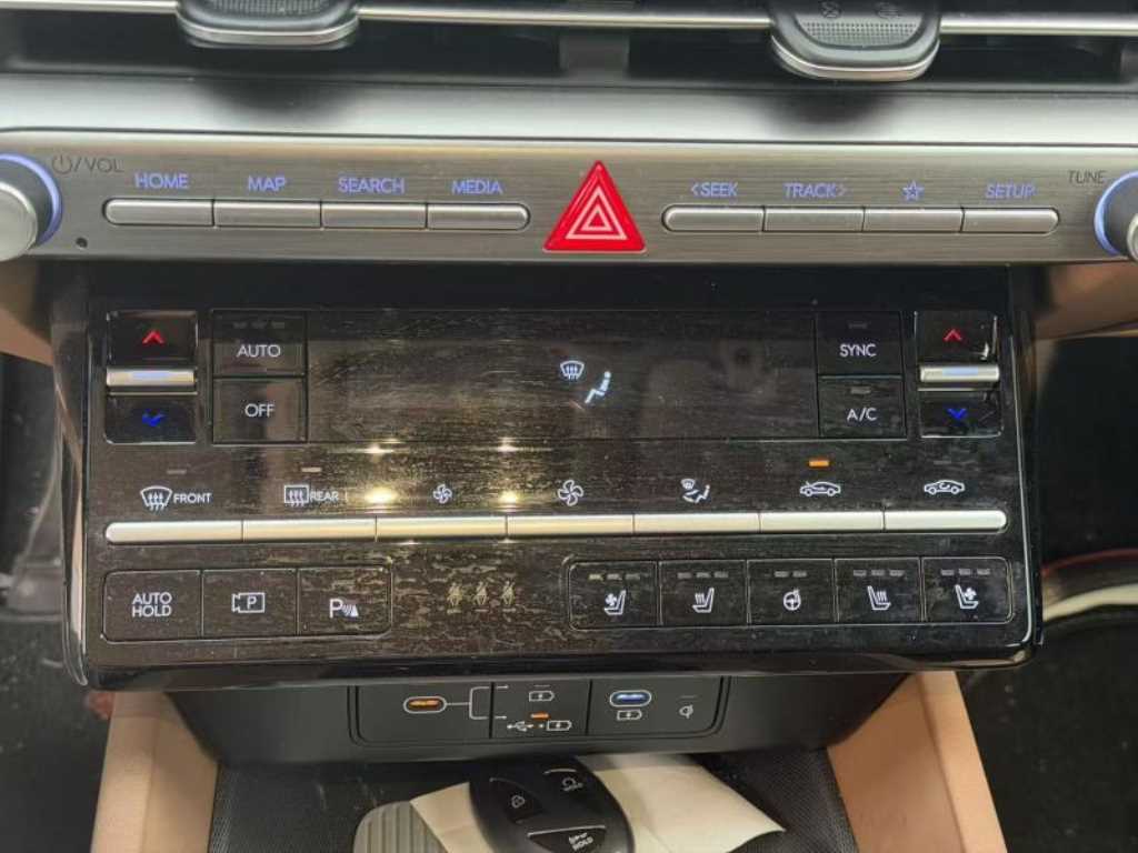 HYUNDAI Grandeur - Vista 9