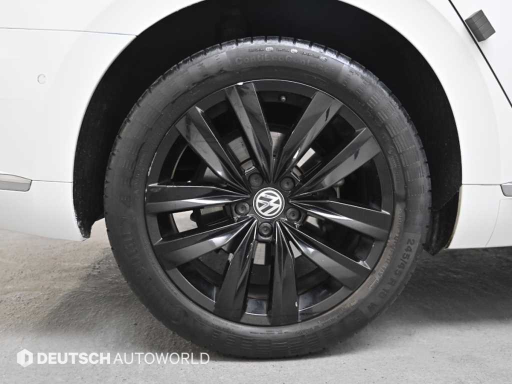 Volkswagen Arteon - Vista 5