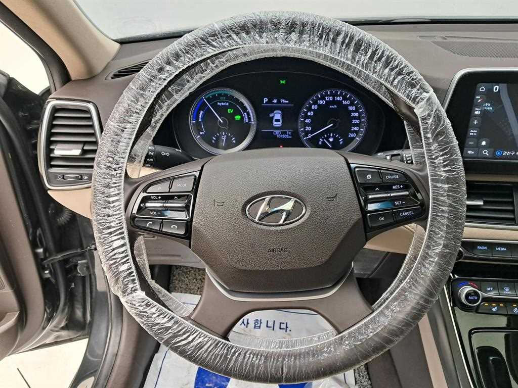 HYUNDAI Grandeur - Vista 7