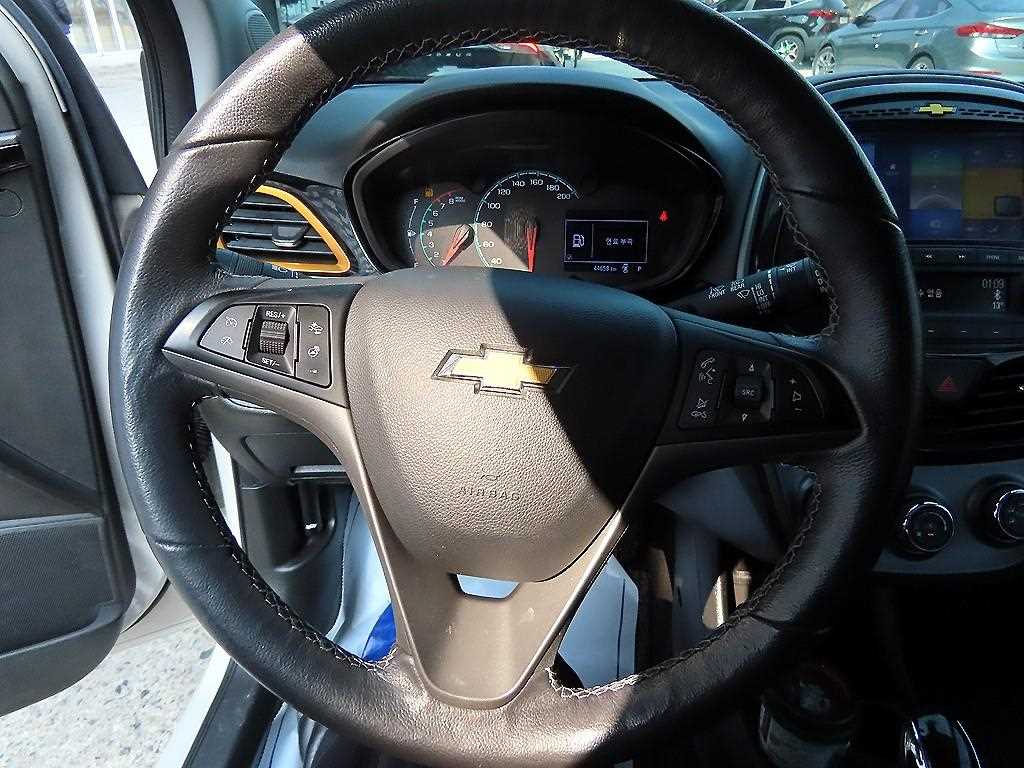 Chevrolet Spark - Vista 8