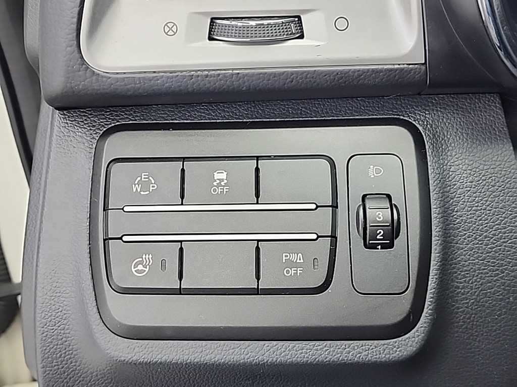 Ssangyong Tivoli 2016 Blanco - Importación desde Corea - HF Imports Iquique - Foto 18