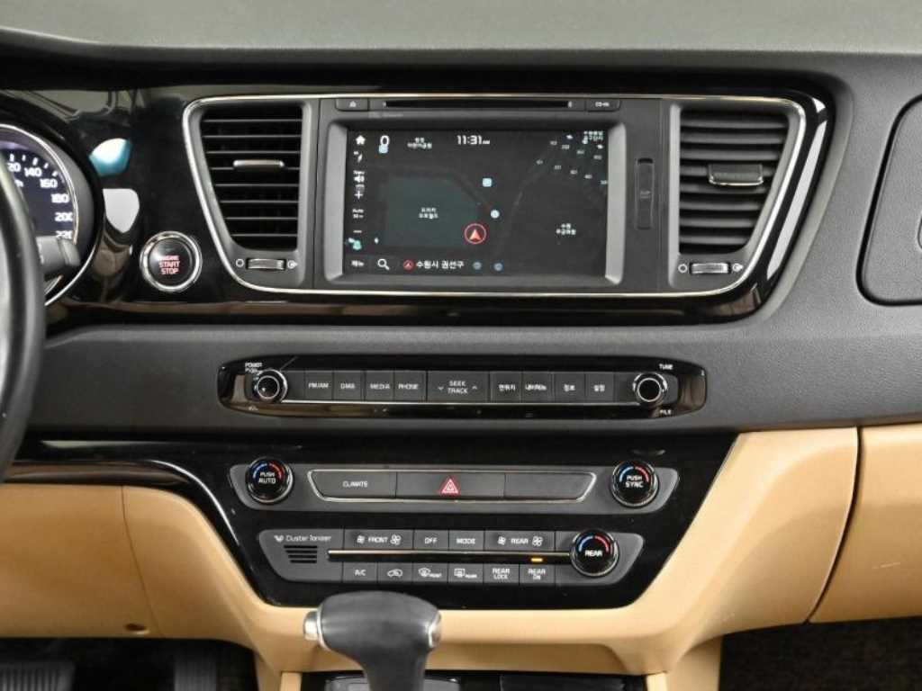 KIA Carnival 2017 Negro - Importación desde Corea - HF Imports Iquique - Foto 14