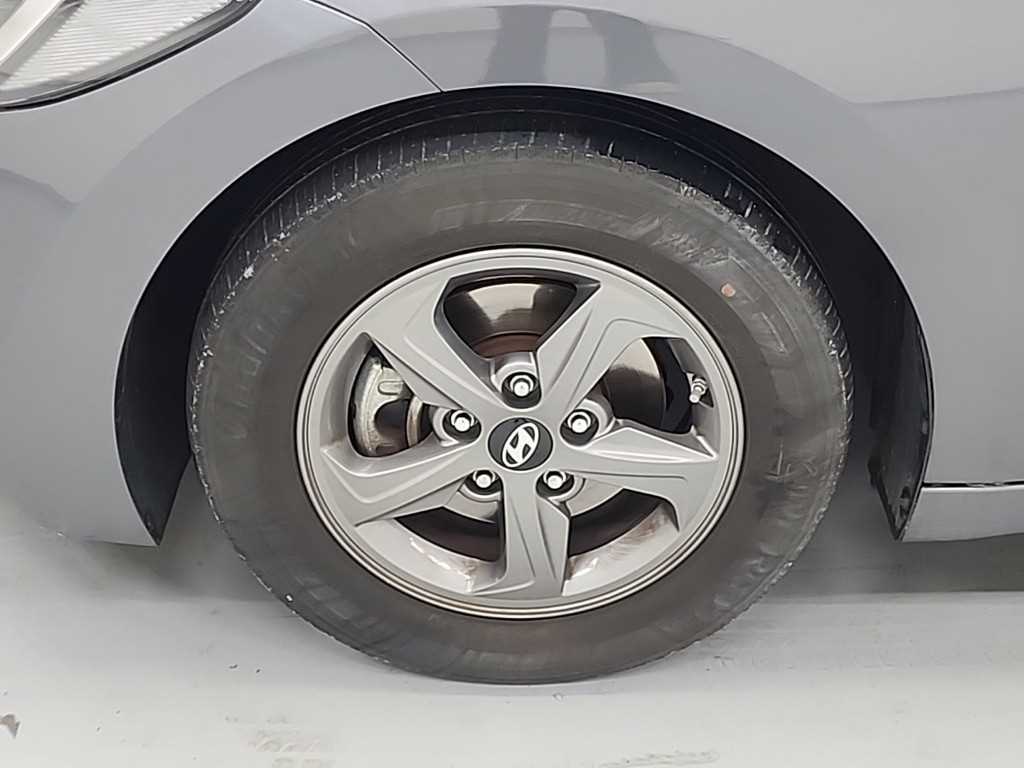 HYUNDAI Avante 2017 Gris - Importación desde Corea - HF Imports Iquique - Foto 18