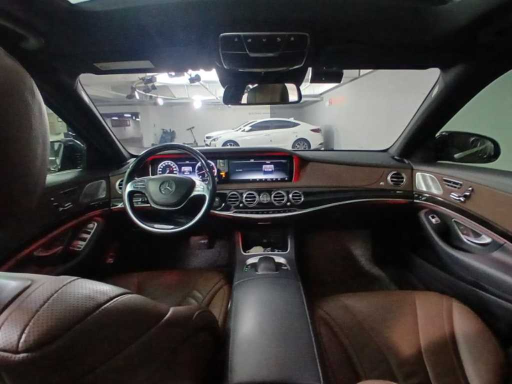 Mercedes Benz S Class - Vista 6