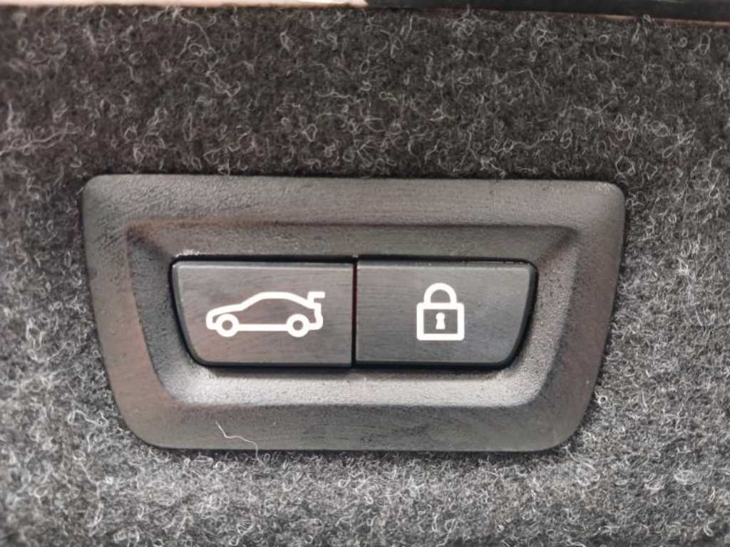 BMW 5 Series 2018 Blanco - Importación desde Corea - HF Imports Iquique - Foto 18