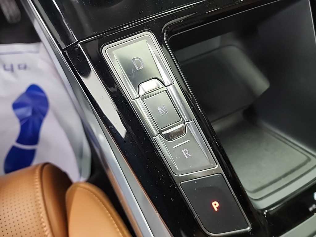 Jaguar I-PACE - Vista 8