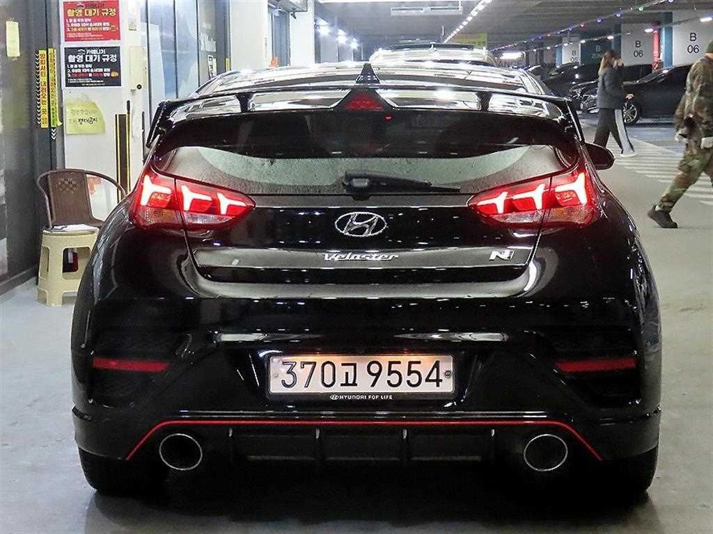 HYUNDAI Veloster - Vista 5